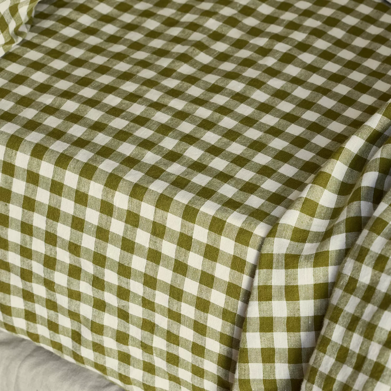 Piglet in Bed Linen Blend Fitted Sheet